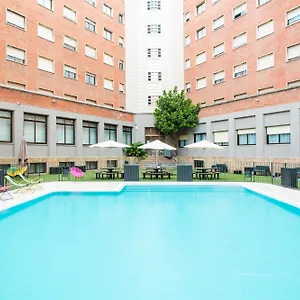 Residencia Universitaria Resa Diagonal Apartman